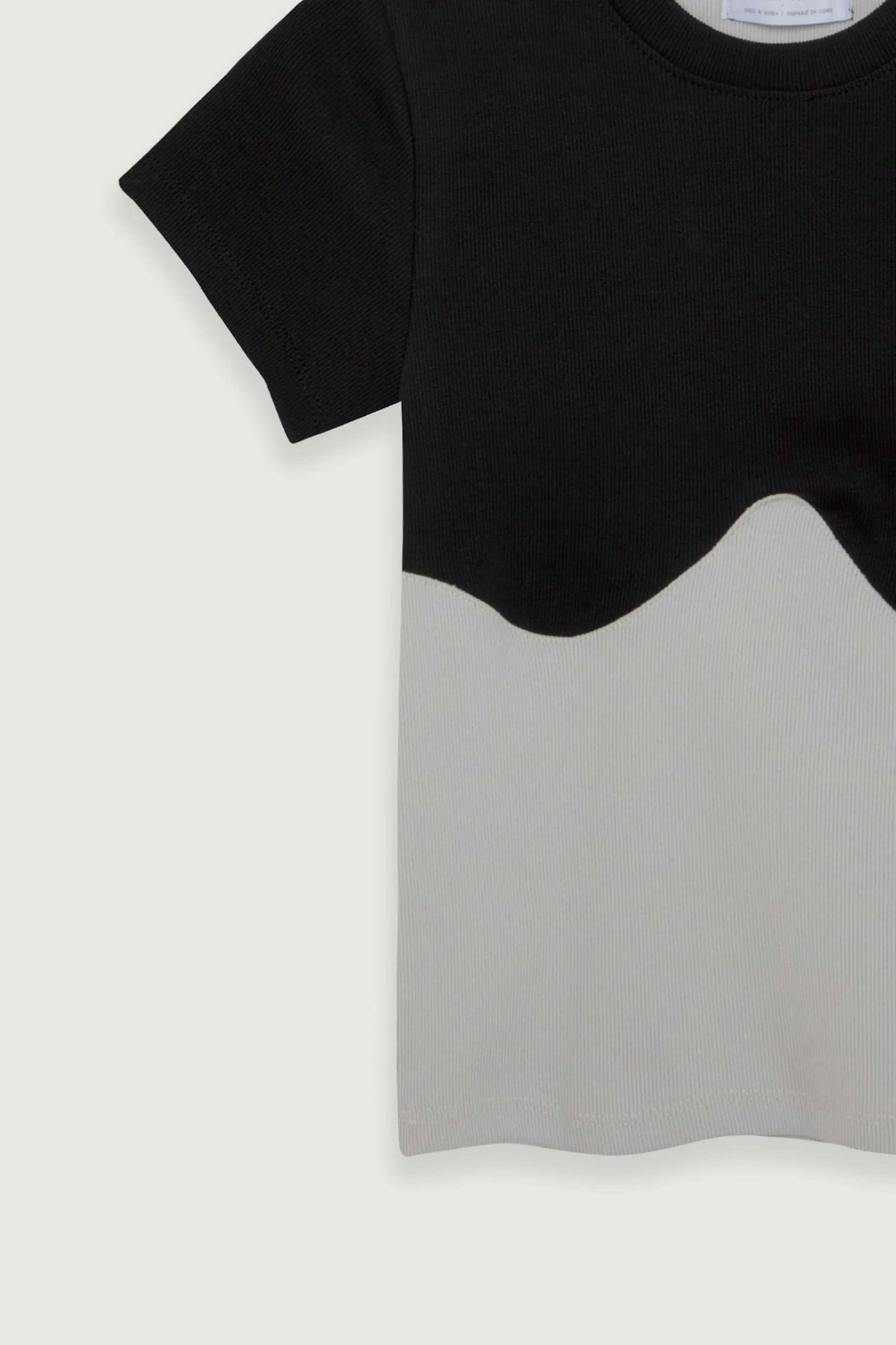 COLOUR BLOCK TEE