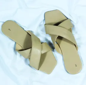 LKSH001 - Crisscross Strap Slip-On Sandals