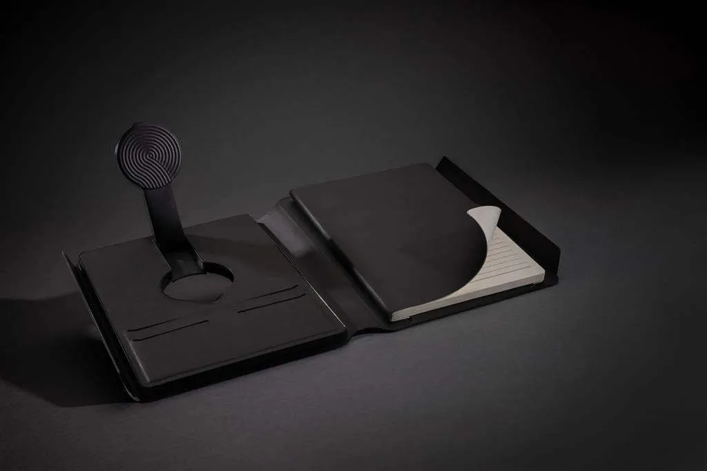 RCS rePU Notebook with 2-in-1 Wireless Charger