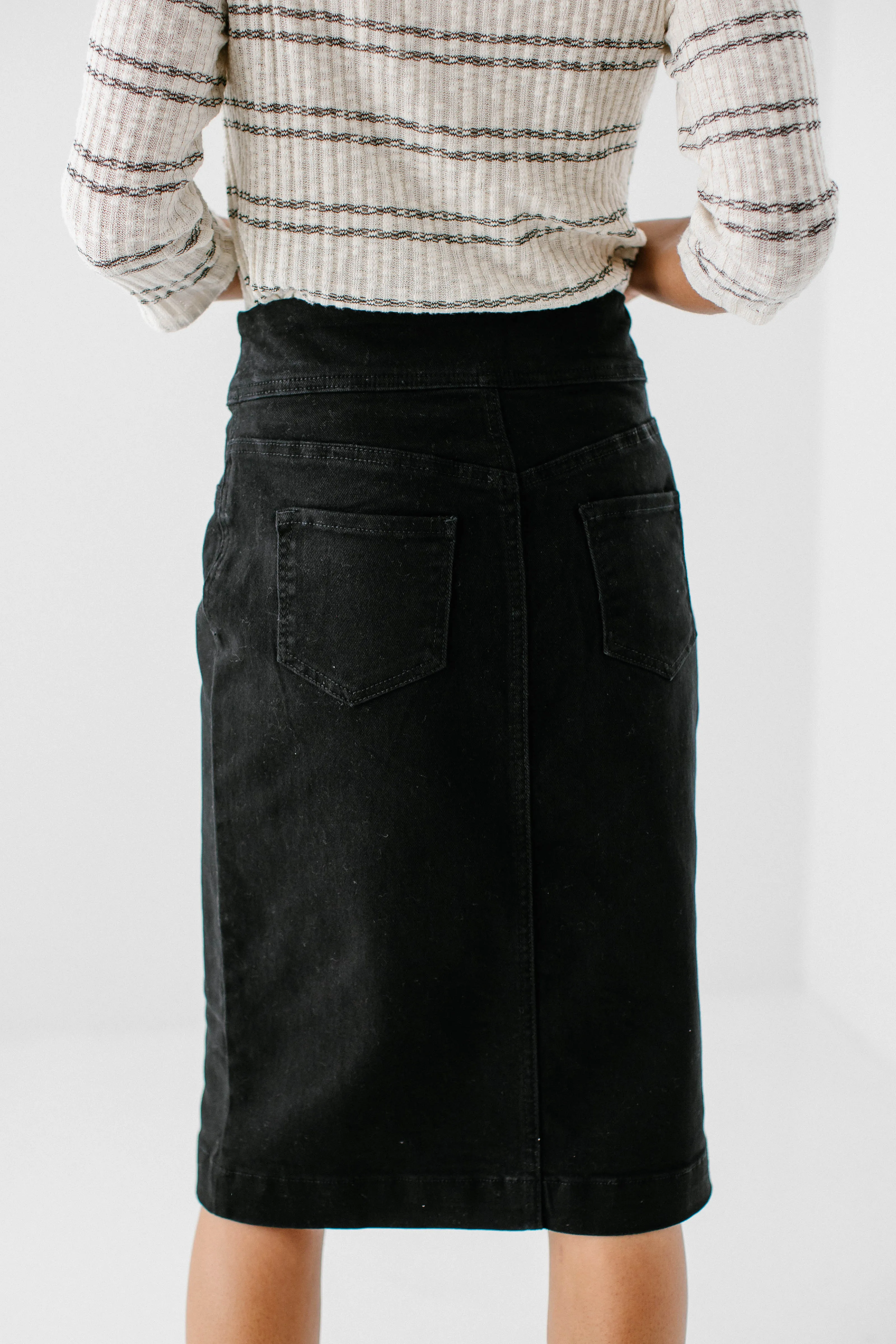 'Sara' Stretch Denim Skirt in Black